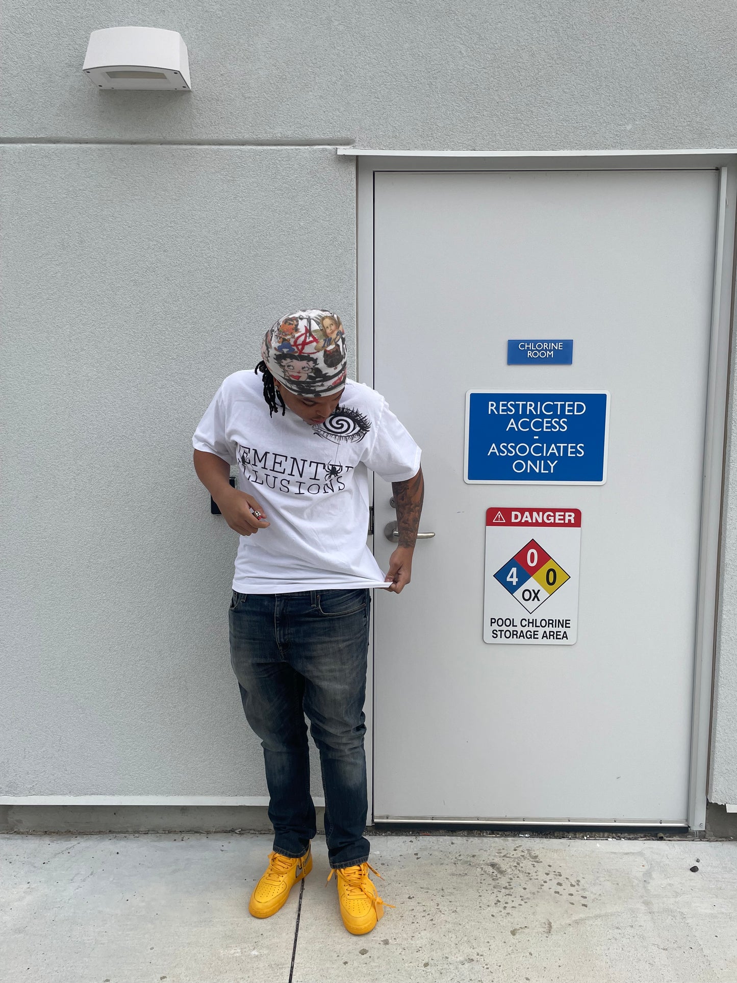 DEMENTED ILLUSIONS TEE